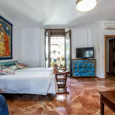 Appartamento Con Patio Cordobés En San Basilio&parking