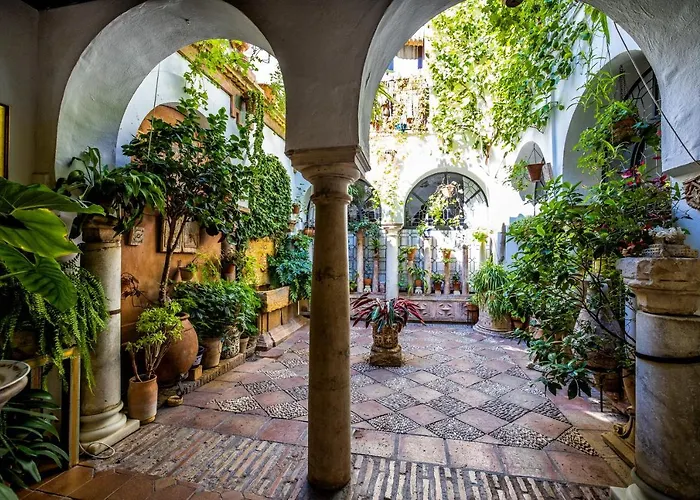 Apartment Con Patio Cordobes En San Basilio & Parking *