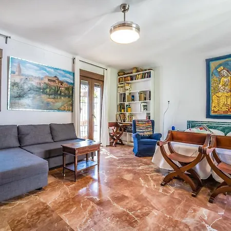 Διαμέρισμα Con Patio Cordobes En San Basilio & Parking *