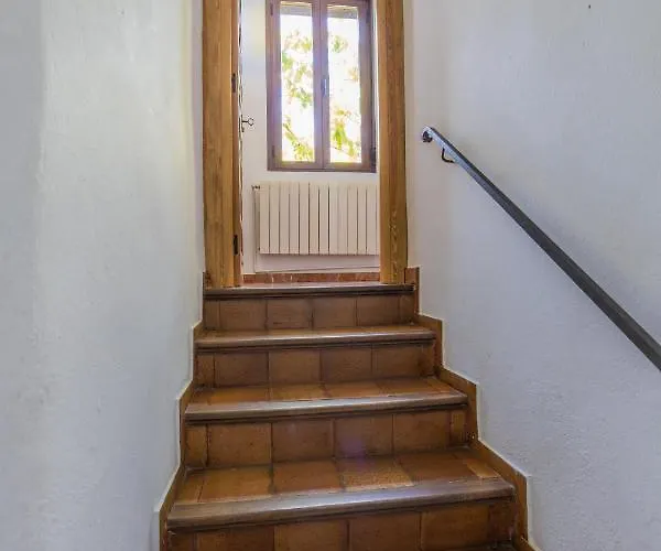 Con Patio Cordobes En San Basilio & Parking *