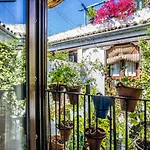 Con Patio Cordobés En San Basilio&parking