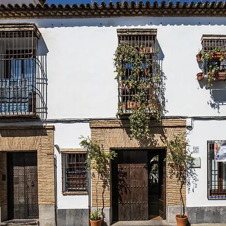 Apartamento Con Patio Cordobés En San Basilio&parking